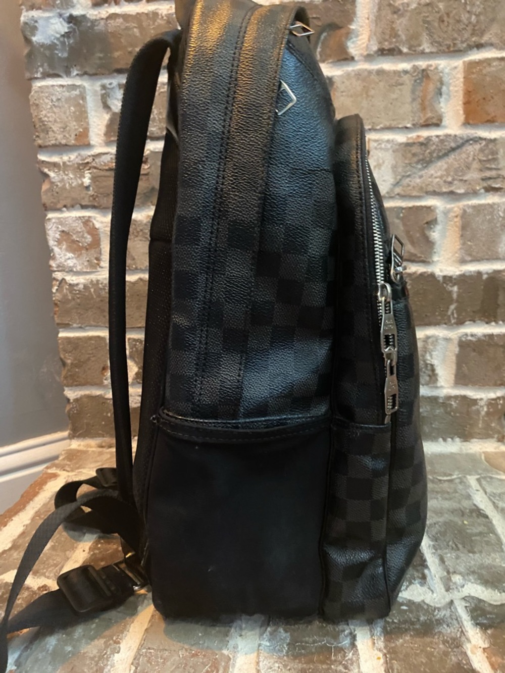 Louis Vuitton Michael Damier Graphite Backpack 🎒 - Picture 4 of 14